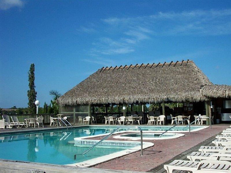 Quality Inn And Suites Golf Resort Golden Gate Exteriör bild