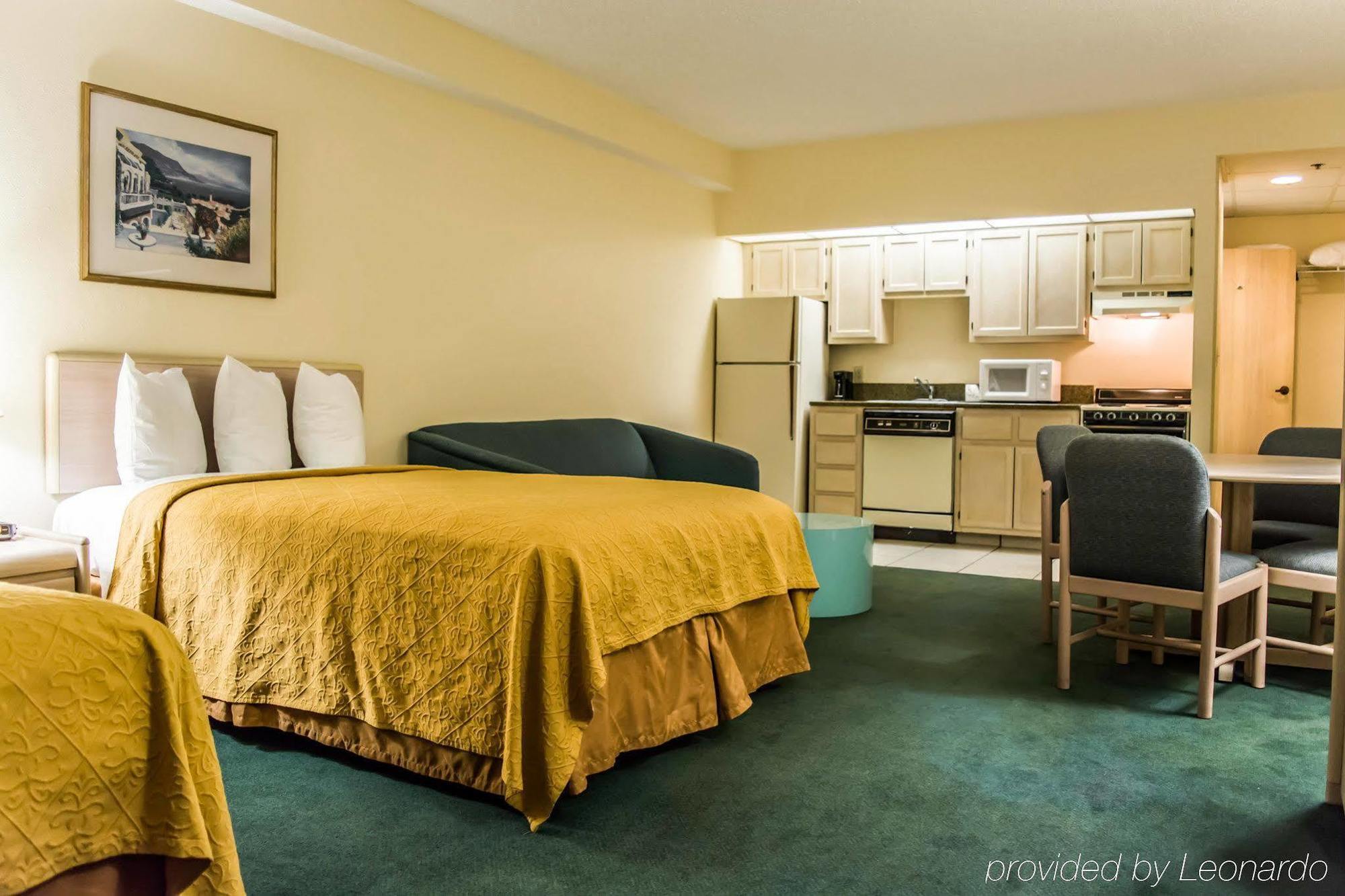 Quality Inn And Suites Golf Resort Golden Gate Exteriör bild