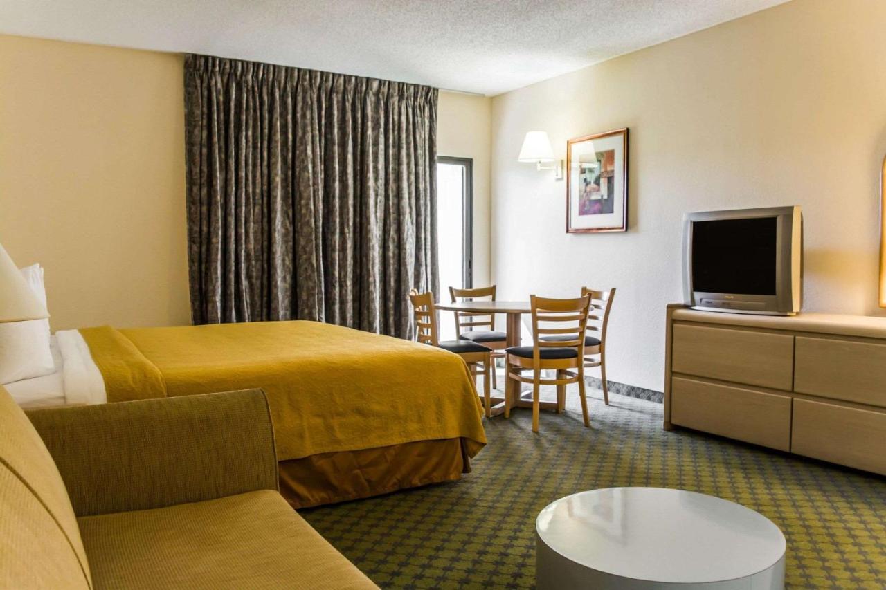 Quality Inn And Suites Golf Resort Golden Gate Exteriör bild