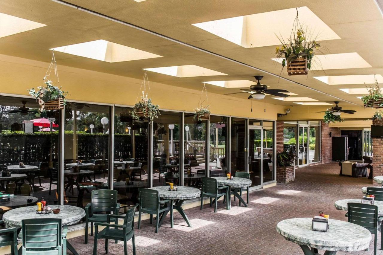 Quality Inn And Suites Golf Resort Golden Gate Exteriör bild