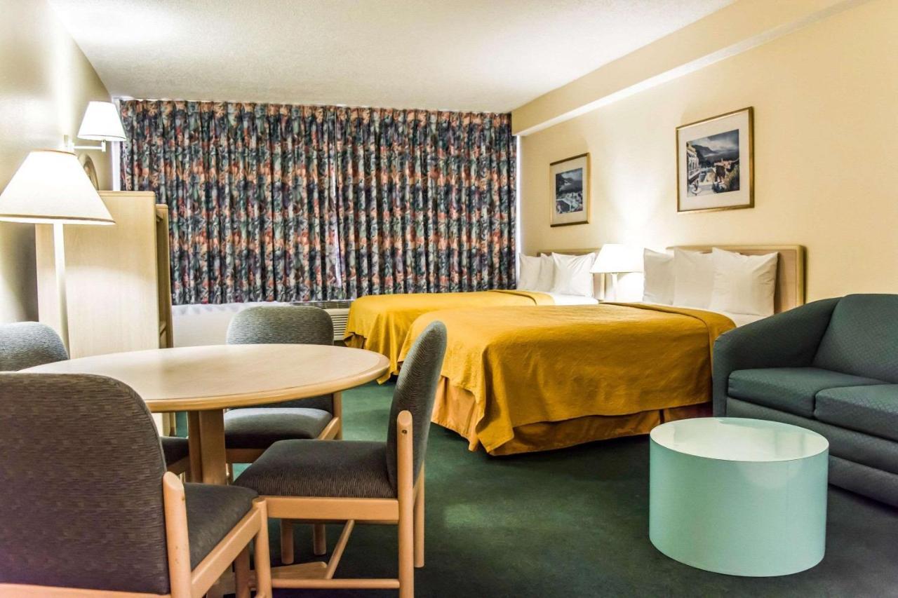 Quality Inn And Suites Golf Resort Golden Gate Exteriör bild